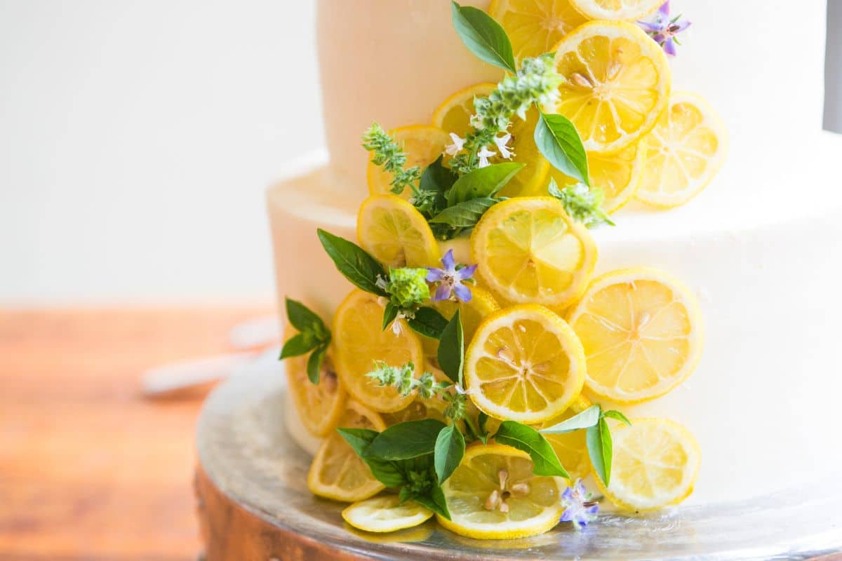 Best Lemon Themed Wedding Ideas